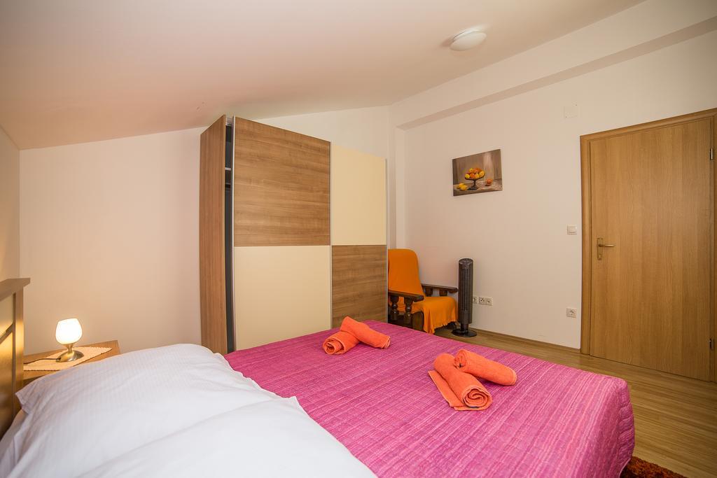 Apartments Saldun Trogir Exterior photo